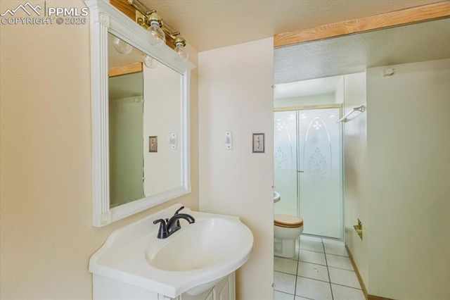 11 MacGregor Road, Pueblo, CO 81001