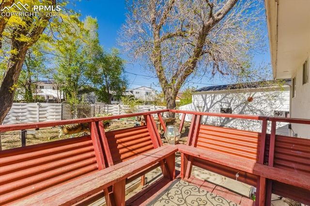 11 MacGregor Road, Pueblo, CO 81001