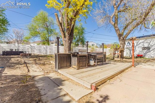 11 MacGregor Road, Pueblo, CO 81001