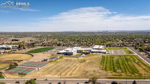 11 MacGregor Road, Pueblo, CO 81001