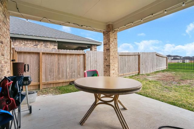 3223 Kendleshire Lane, Fulshear, TX 77441