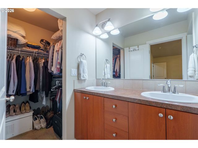 7969 Se SPORRI Ln 31, Milwaukie, OR 97267