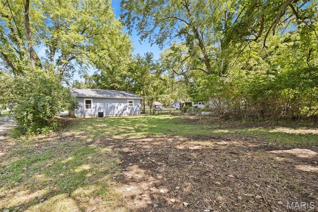 11 Edding Lane, Fairview Heights, IL 62208