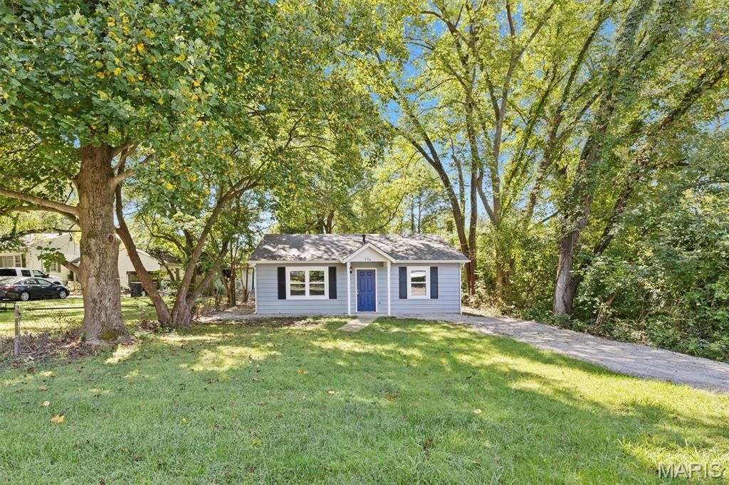11 Edding Lane, Fairview Heights, IL 62208