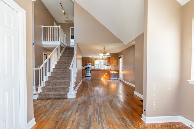 18641 Woodbriar Lane, Catoosa, OK 74015