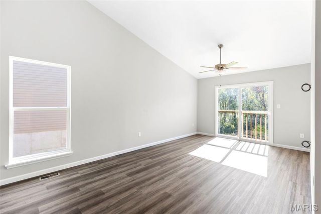 1906 Longview Lane, Rolla, MO 65401