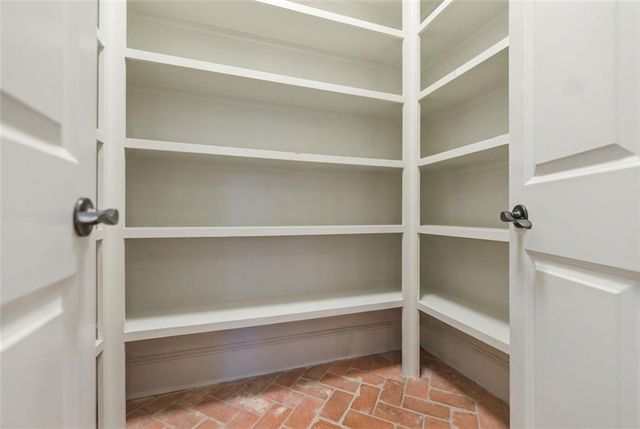 306 Greyhaven Lane, Marietta, GA 30068