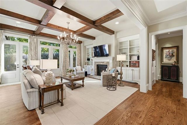 306 Greyhaven Lane, Marietta, GA 30068