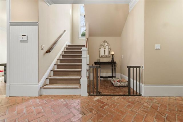 306 Greyhaven Lane, Marietta, GA 30068