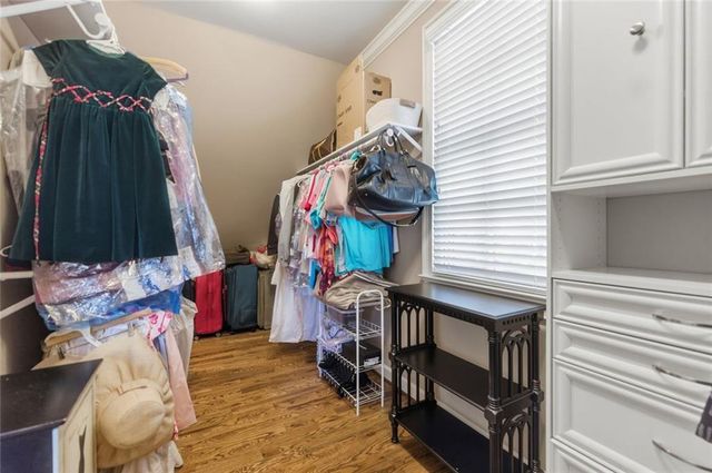 306 Greyhaven Lane, Marietta, GA 30068