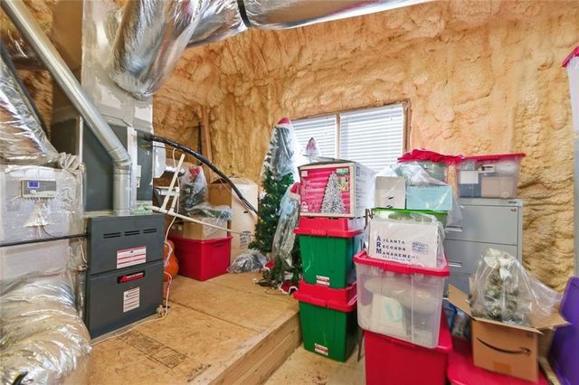 306 Greyhaven Lane, Marietta, GA 30068