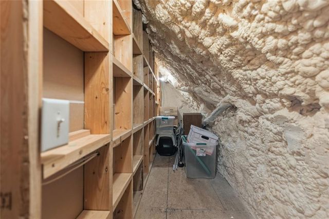 306 Greyhaven Lane, Marietta, GA 30068