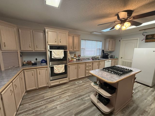 307 Tulip Circle, Matteson, IL 60443