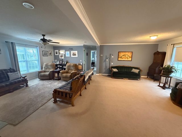 307 Tulip Circle, Matteson, IL 60443