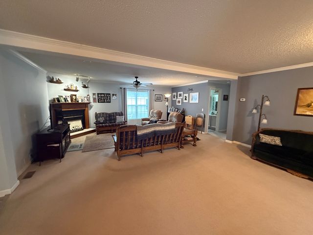 307 Tulip Circle, Matteson, IL 60443