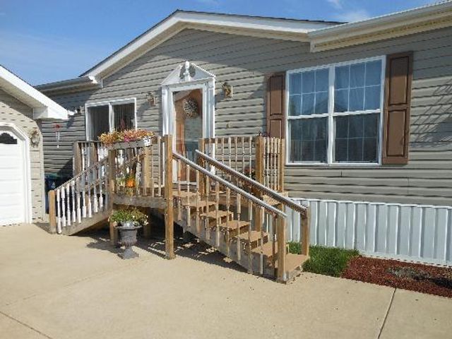 307 Tulip Circle, Matteson, IL 60443