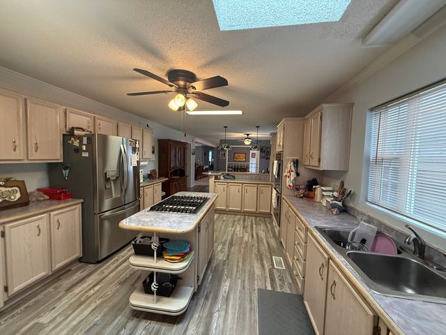 307 Tulip Circle, Matteson, IL 60443