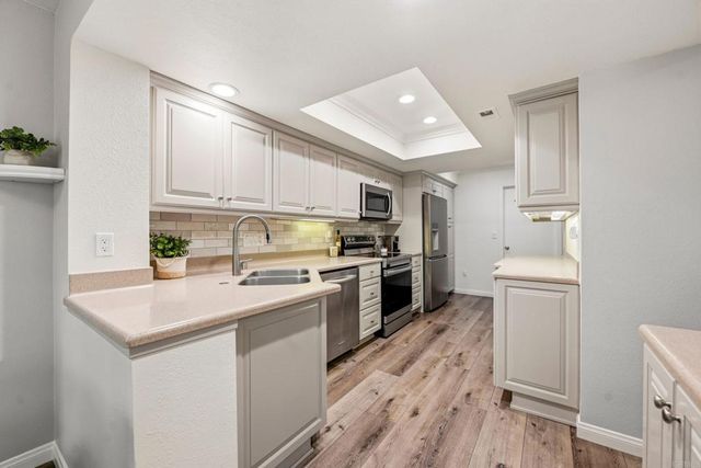 4544 CAMBRIDGE WAY, Carlsbad, CA 92010