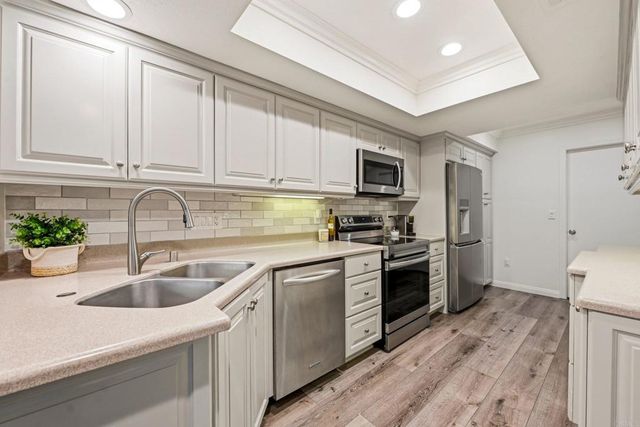 4544 CAMBRIDGE WAY, Carlsbad, CA 92010