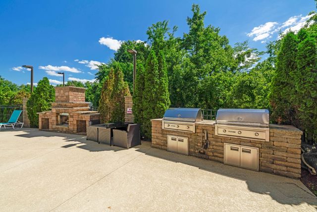400 Warioto Way Apt 305, Ashland City, TN 37015