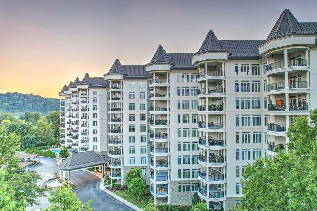 400 Warioto Way Apt 305, Ashland City, TN 37015