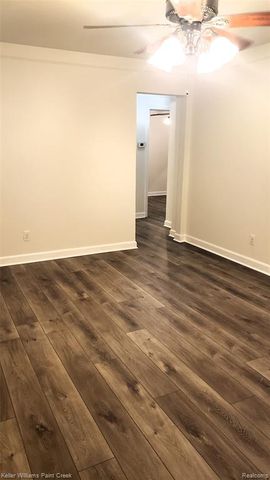 195 W Strathmore Avenue, Pontiac, MI 48340