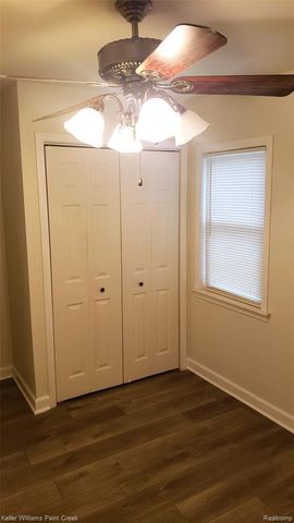 195 W Strathmore Avenue, Pontiac, MI 48340