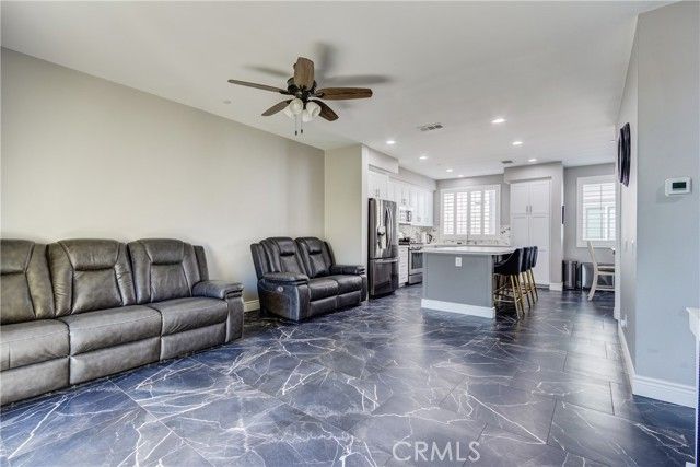 625 Savi Drive 102, Corona, CA 92878