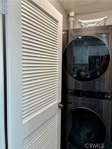 625 Savi Drive 102, Corona, CA 92878