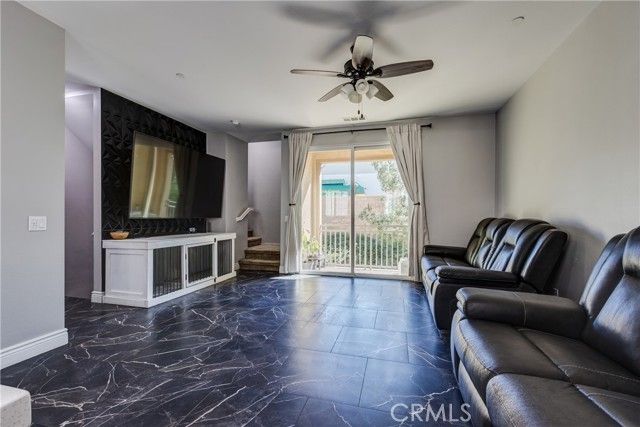 625 Savi Drive 102, Corona, CA 92878