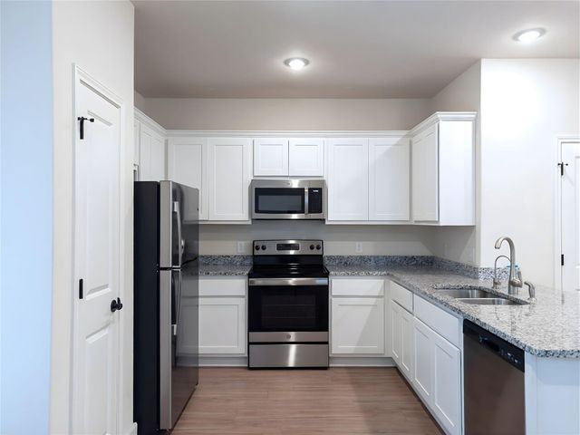 13837 Enzo Gate 102, San Antonio, TX 78253