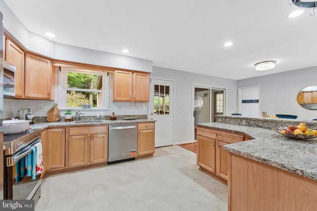 3600 HILL ST, Fairfax, VA 22030