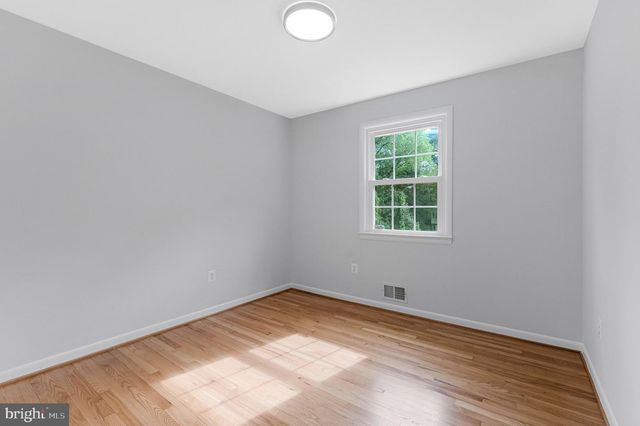 3600 HILL ST, Fairfax, VA 22030