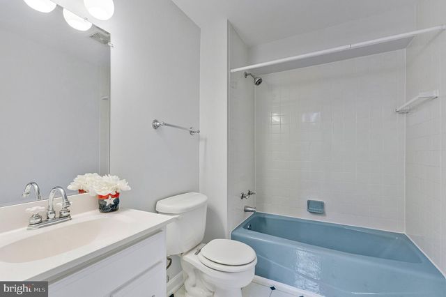 3600 HILL ST, Fairfax, VA 22030