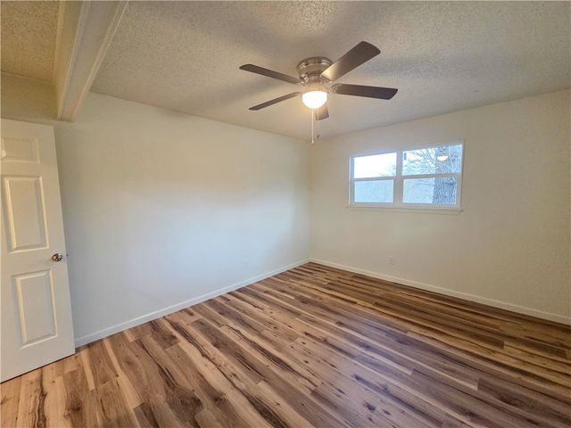 29 Worcester Drive, Bella Vista, AR 72714