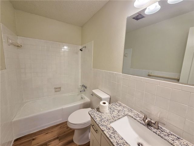 29 Worcester Drive, Bella Vista, AR 72714