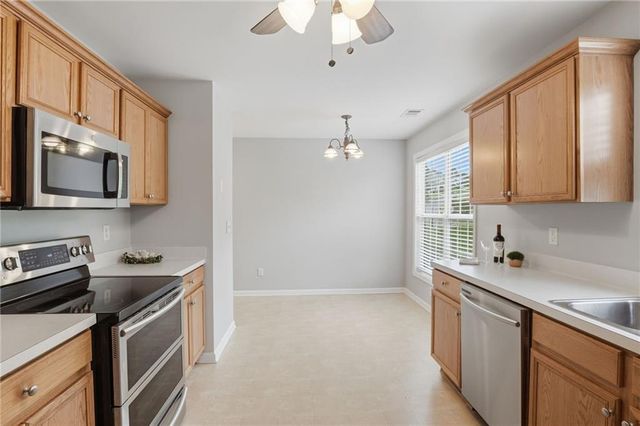 8790 Baycreek Lane, Gainesville, GA 30506