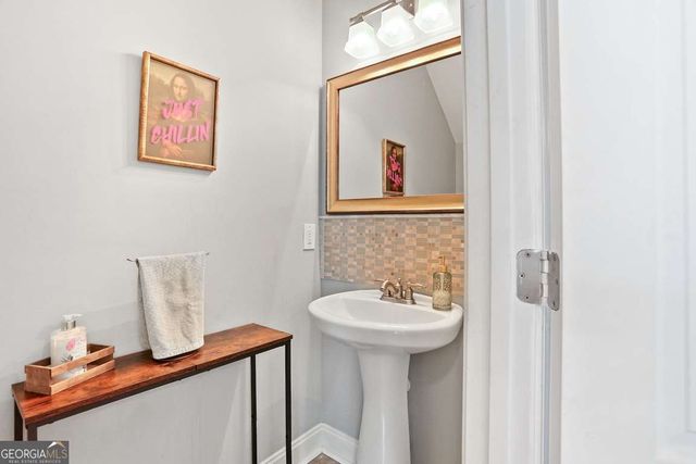 303 Lakeside Boulevard, Port Wentworth, GA 31407