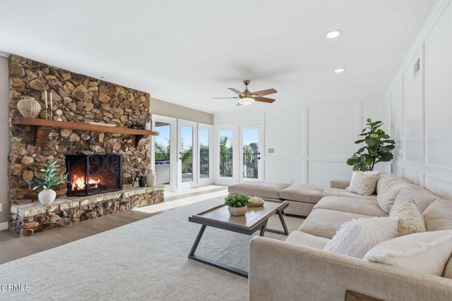 585 Otero Court, Camarillo, CA 93010