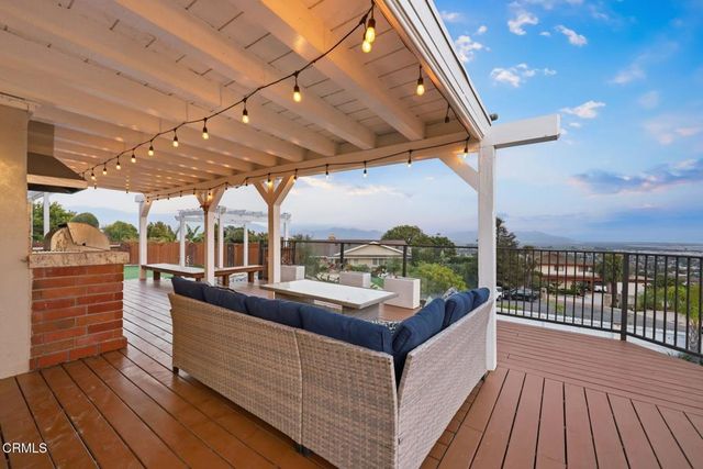 585 Otero Court, Camarillo, CA 93010