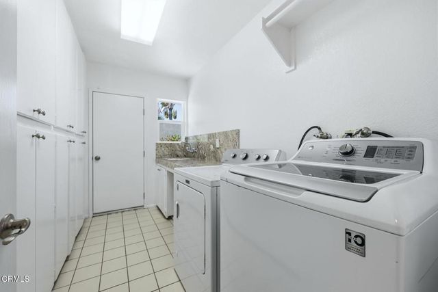 585 Otero Court, Camarillo, CA 93010