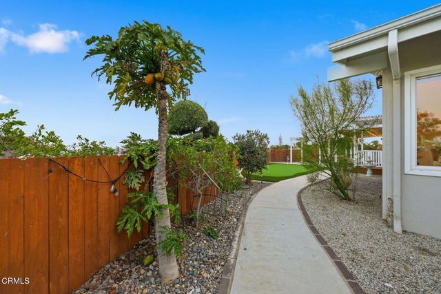 585 Otero Court, Camarillo, CA 93010
