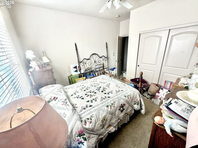 19244 CANTATA Dr, Oregon City, OR 97045