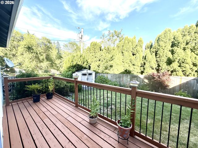 19244 CANTATA Dr, Oregon City, OR 97045
