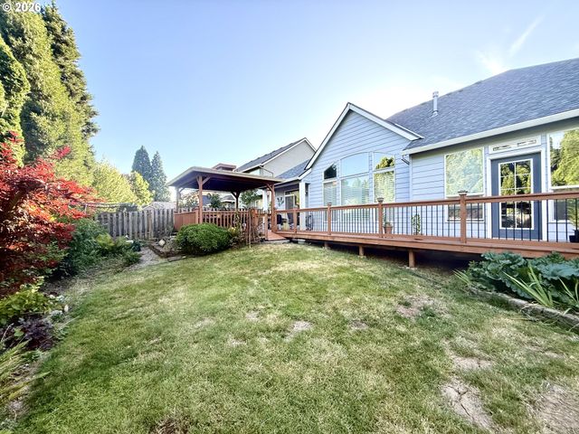 19244 CANTATA Dr, Oregon City, OR 97045