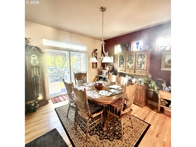 19244 CANTATA Dr, Oregon City, OR 97045