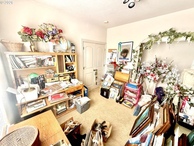 19244 CANTATA Dr, Oregon City, OR 97045