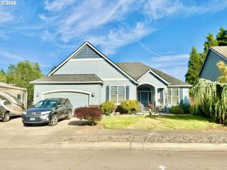 19244 CANTATA Dr, Oregon City, OR 97045