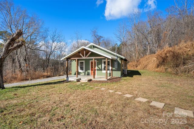 1901 Murray Road, Canton, NC 28716