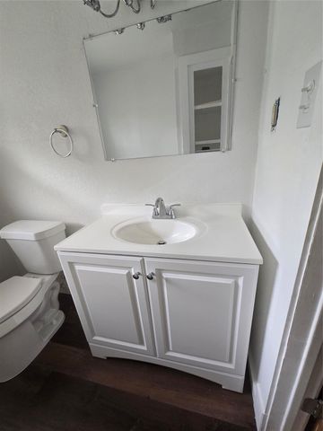 4100 Mockingbird Lane, Bay City, TX 77414